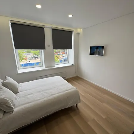 5 New Airport Lägenhet *